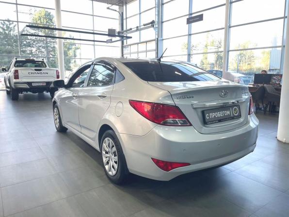 Hyundai Solaris I Рестайлинг с пробегом 2014 года, цена 1 029 900 рублей, 129000 км, седан, Автокод Объявления