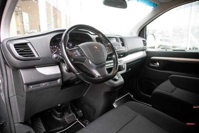 Peugeot Traveller I с пробегом 2018 года, цена 2 398 000 рублей, 71400 км, минивэн, Автокод Объявления