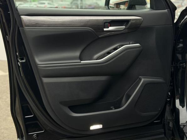 Toyota Highlander IV (XU70) с пробегом 2026 года, цена 5 400 000 рублей, 12 км, внедорожник, Автокод Объявления