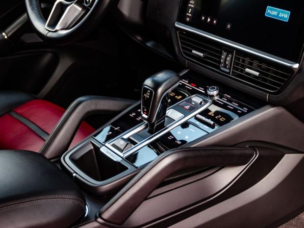 Porsche Cayenne III с пробегом 2019 года, цена 6 900 000 рублей, 88967 км, внедорожник, Автокод Объявления