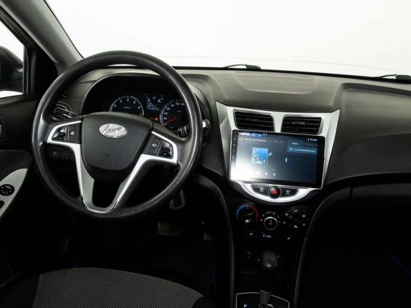Hyundai Solaris I с пробегом 2011 года, цена 650 000 рублей, 210042 км, хэтчбек, Автокод Объявления