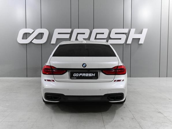 BMW 7 серии VI (G11/G12) с пробегом 2017 года, цена 3 289 000 рублей, 185421 км, седан, Автокод Объявления