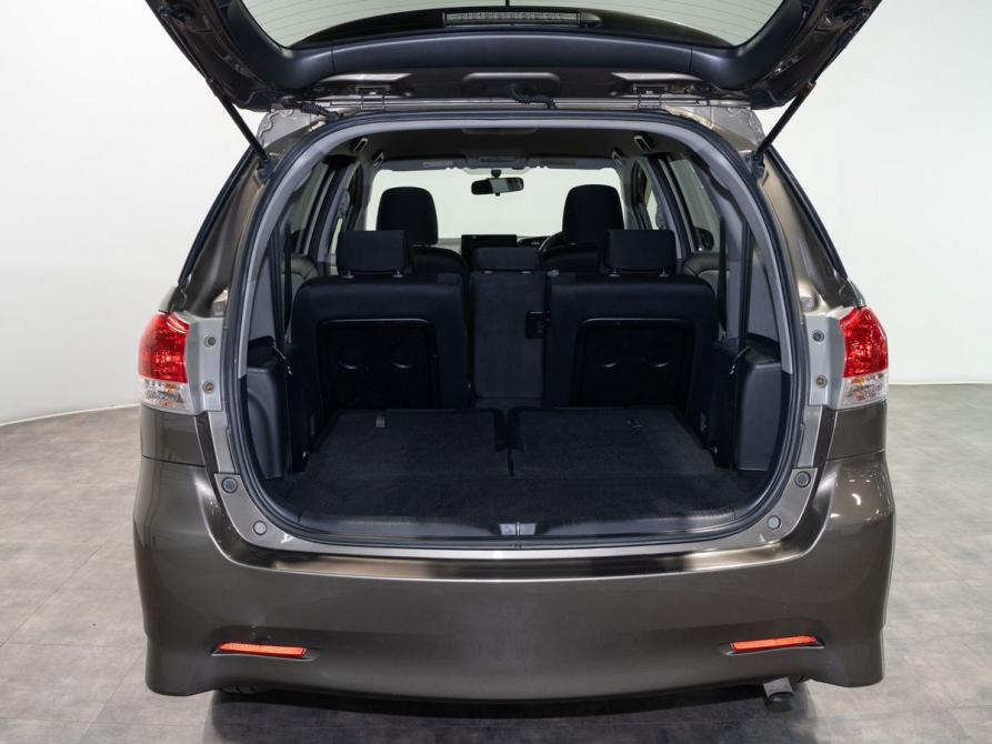 Toyota Wish II Чита  - изображение 15