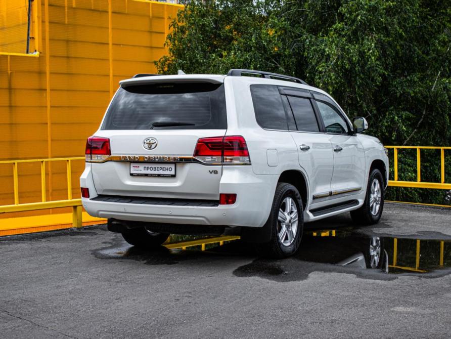 Toyota Land Cruiser 200 Series Рестайлинг 2 Москва  - изображение 4