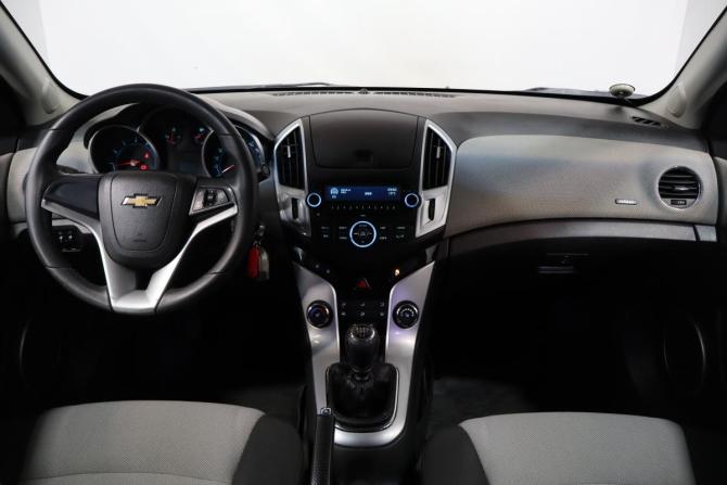 Chevrolet Cruze I Рестайлинг с пробегом 2013 года, цена 699 000 рублей, 211000 км, седан, Автокод Объявления
