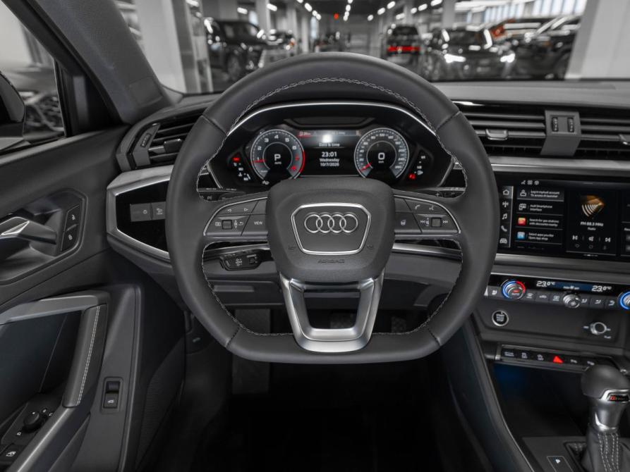 Audi Q3 II (F3) Москва  - изображение 11