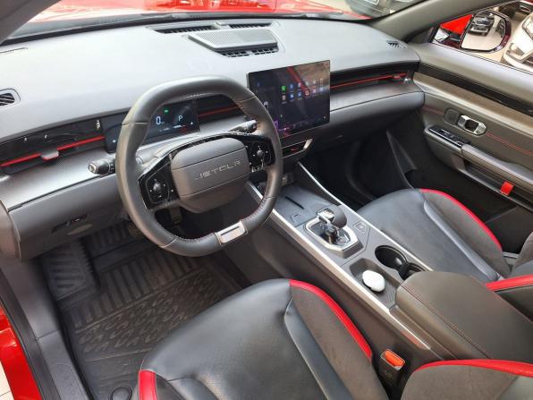 JETOUR DASHING I с пробегом 2024 года, цена 1 900 000 рублей, 28428 км, внедорожник, Автокод Объявления