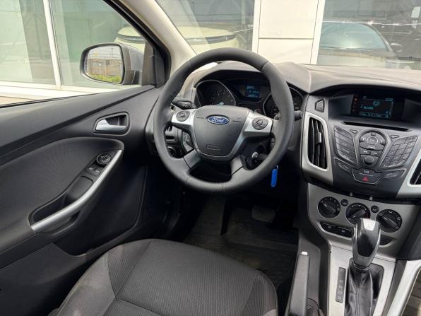 Ford Focus III с пробегом 2015 года, цена 635 000 рублей, 208000 км, хэтчбек, Автокод Объявления