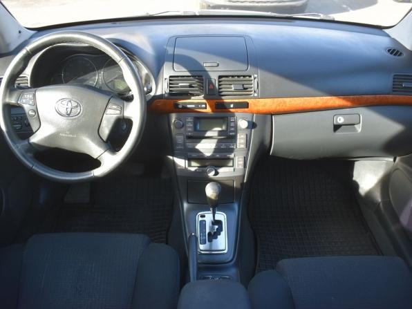 Toyota Avensis II Рестайлинг с пробегом 2006 года, цена 550 000 рублей, 326624 км, седан, Автокод Объявления
