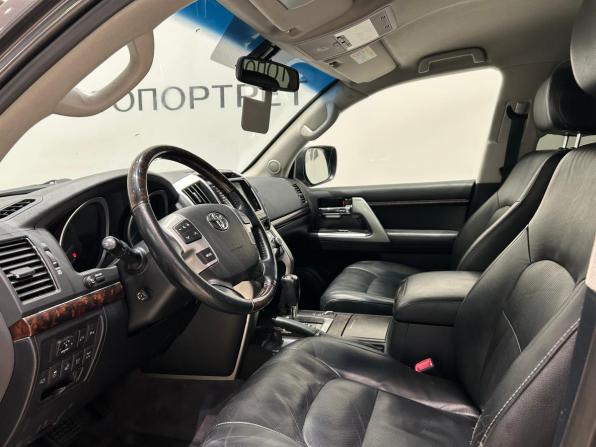 Toyota Land Cruiser 200 Series Рестайлинг 1 с пробегом 2013 года, цена 2 999 000 рублей, 294669 км, внедорожник, Автокод Объявления