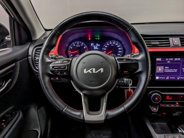 Kia Rio IV Рестайлинг с пробегом 2021 года, цена 1 785 000 рублей, 113102 км, хэтчбек, Автокод Объявления