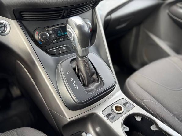 Ford Kuga II с пробегом 2015 года, цена 1 265 000 рублей, 160000 км, внедорожник, Автокод Объявления
