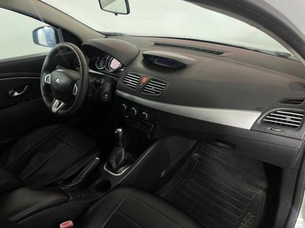 Renault Megane III с пробегом 2011 года, цена 699 000 рублей, 165331 км, хэтчбек, Автокод Объявления