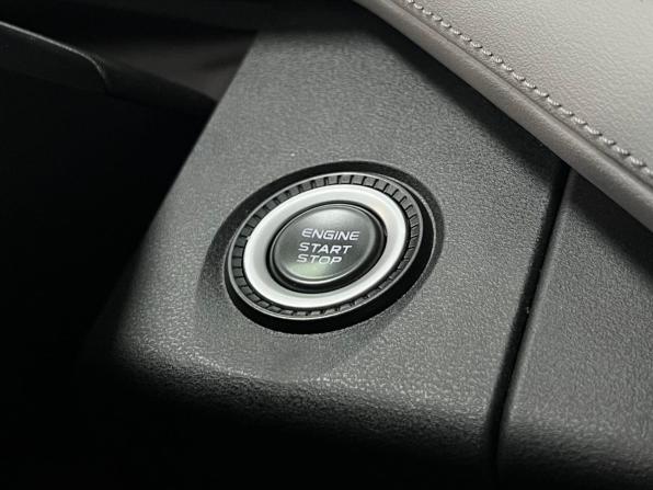 Geely Atlas II с пробегом 2024 года, цена 3 099 000 рублей, 37000 км, внедорожник, Автокод Объявления