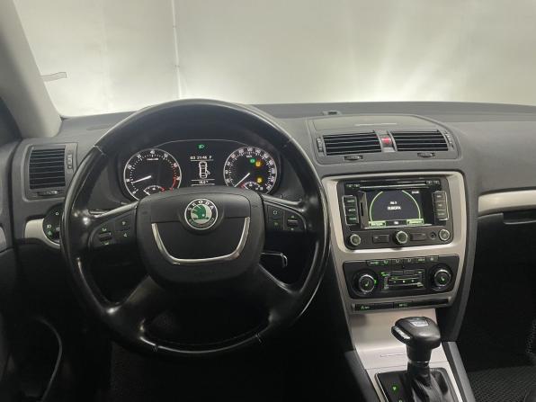 Skoda Octavia II (A5) Рестайлинг с пробегом 2012 года, цена 780 000 рублей, 175329 км, лифтбек, Автокод Объявления
