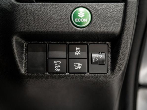 Honda Fit III с пробегом 2016 года, цена 1 030 000 рублей, 103000 км, хэтчбек, Автокод Объявления