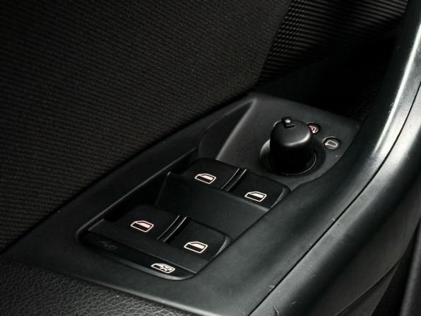Audi Q3 I (8U) с пробегом 2013 года, цена 1 849 000 рублей, 150826 км, внедорожник, Автокод Объявления