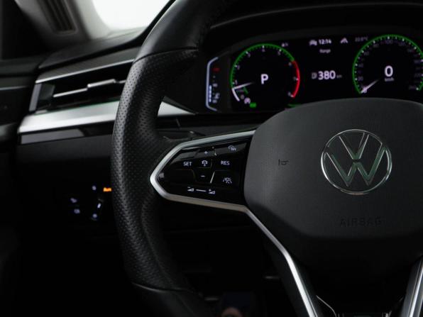 Volkswagen Passat CC II Рестайлинг с пробегом 2022 года, цена 4 999 050 рублей, 22644 км, лифтбек, Автокод Объявления