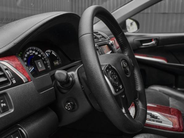 Toyota Camry VII (XV50) с пробегом 2013 года, цена 1 750 000 рублей, 180221 км, седан, Автокод Объявления