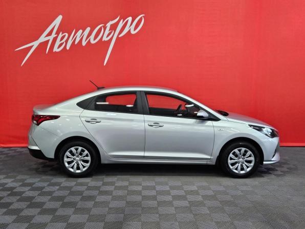 Hyundai Solaris II Рестайлинг с пробегом 2021 года, цена 1 495 000 рублей, 88600 км, седан, Автокод Объявления