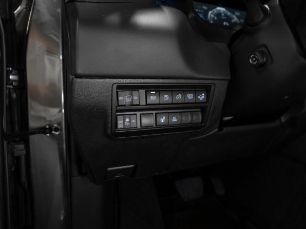 Toyota Sequoia III с пробегом 2024 года, цена 12 000 000 рублей, 34425 км, внедорожник, Автокод Объявления