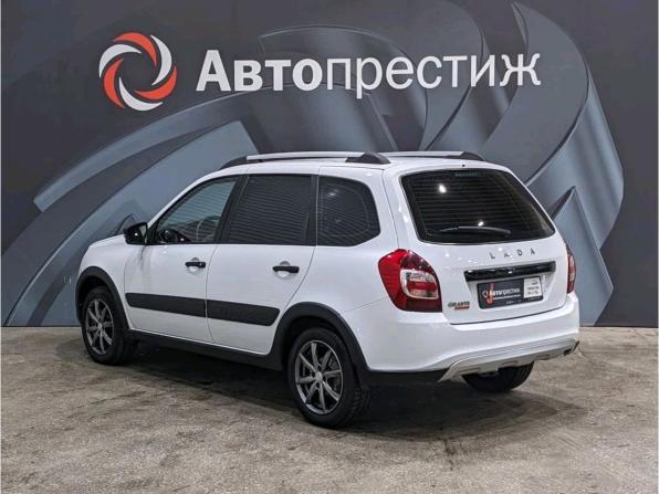 Lada (ВАЗ) Granta I Рестайлинг с пробегом 2022 года, цена 735 000 рублей, 60310 км, универсал, Автокод Объявления