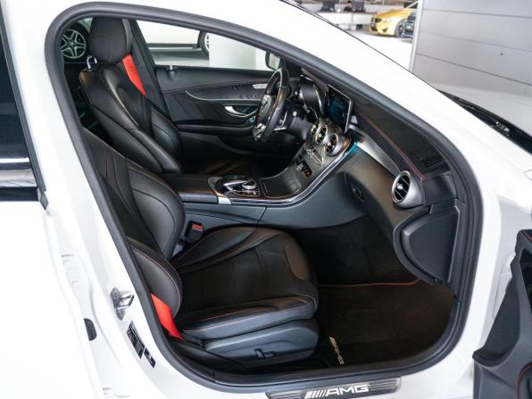 Mercedes-Benz C-Класс AMG IV (W205) Рестайлинг с пробегом 2019 года, цена 4 100 000 рублей, 98000 км, седан, Автокод Объявления