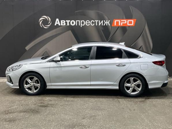 Hyundai Sonata VII (LF) Рестайлинг с пробегом 2018 года, цена 1 545 000 рублей, 131028 км, седан, Автокод Объявления