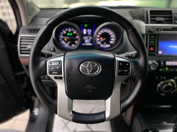 Toyota Land Cruiser Prado 150 Series Рестайлинг 1 с пробегом 2016 года, цена 3 950 000 рублей, 183199 км, внедорожник, Автокод Объявления