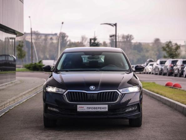 Skoda Octavia IV (A8) с пробегом 2021 года, цена 2 399 000 рублей, 122000 км, лифтбек, Автокод Объявления