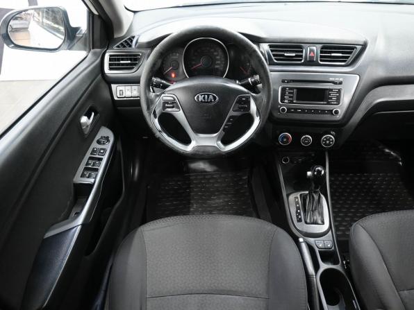 Kia Rio III Рестайлинг с пробегом 2015 года, цена 1 049 900 рублей, 283345 км, седан, Автокод Объявления