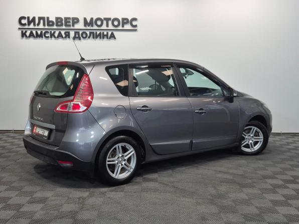 Renault Scenic III с пробегом 2010 года, цена 610 000 рублей, 162375 км, минивэн, Автокод Объявления