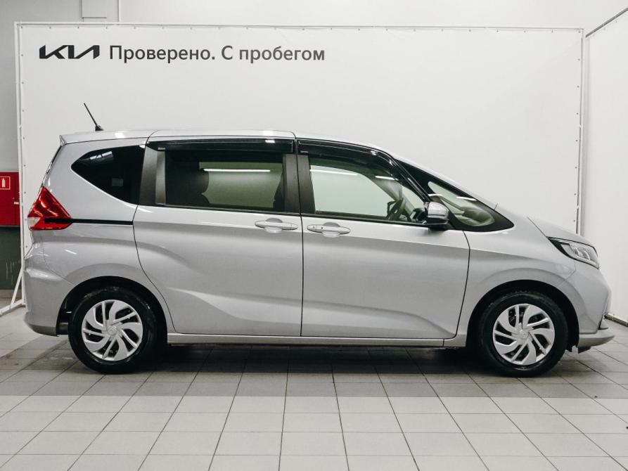 Honda Freed II Рестайлинг Красноярск  - изображение 7