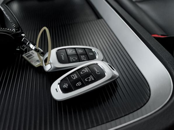 Hyundai Staria I с пробегом 2022 года, цена 4 060 000 рублей, 80330 км, минивэн, Автокод Объявления