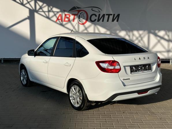 Lada (ВАЗ) Granta I Рестайлинг с пробегом 2023 года, цена 861 000 рублей, 42000 км, лифтбек, Автокод Объявления