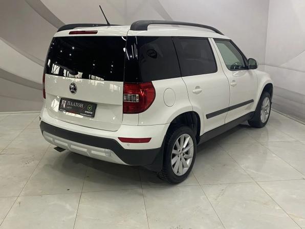 Skoda Yeti I Рестайлинг с пробегом 2015 года, цена 1 075 000 рублей, 90800 км, внедорожник, Автокод Объявления