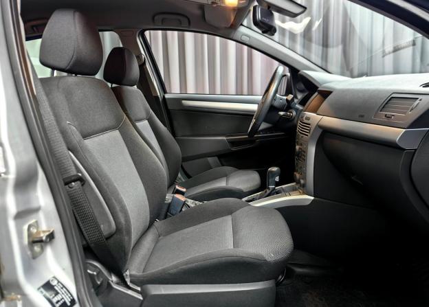 Opel Astra H Рестайлинг с пробегом 2014 года, цена 885 000 рублей, 66320 км, хэтчбек, Автокод Объявления