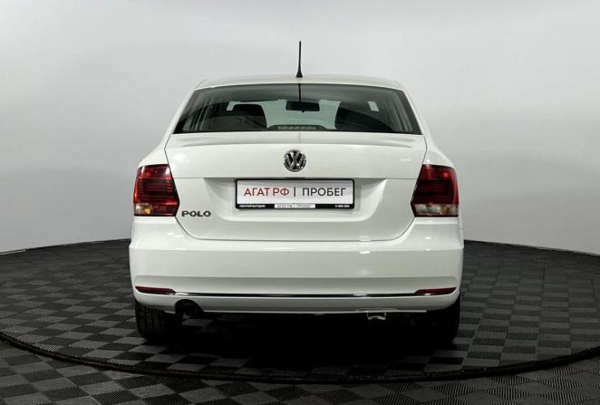 Volkswagen Polo V Рестайлинг с пробегом 2016 года, цена 1 000 000 рублей, 181746 км, седан, Автокод Объявления