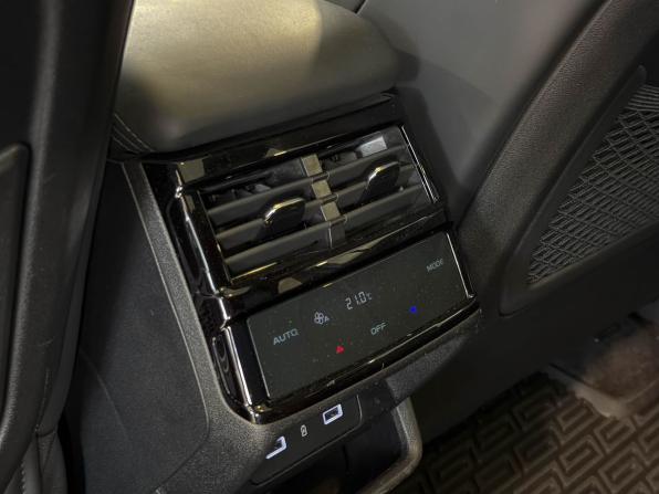 Geely Monjaro I с пробегом 2023 года, цена 2 867 000 рублей, 80796 км, внедорожник, Автокод Объявления