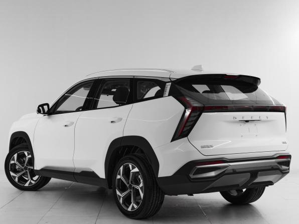 Geely Atlas II с пробегом 2025 года, цена 3 150 000 рублей, 21 км, внедорожник, Автокод Объявления