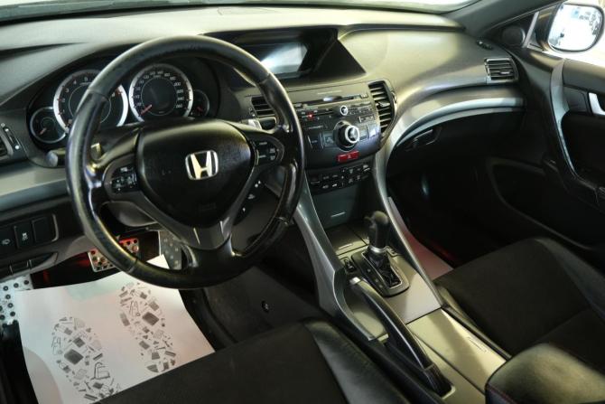 Honda Accord VIII Рестайлинг с пробегом 2011 года, цена 1 499 000 рублей, 214500 км, седан, Автокод Объявления