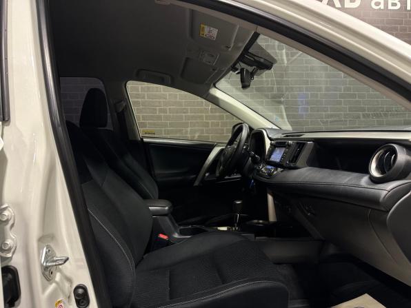 Toyota RAV4 IV (XA40) с пробегом 2015 года, цена 2 165 000 рублей, 161107 км, внедорожник, Автокод Объявления