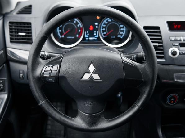 Mitsubishi Lancer X Рестайлинг с пробегом 2012 года, цена 830 000 рублей, 188677 км, седан, Автокод Объявления