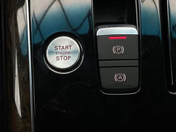Audi A8 III (D4) с пробегом 2012 года, цена 1 667 000 рублей, 219509 км, седан, Автокод Объявления