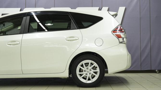Toyota Prius Alpha I (ZVW40/41) Рестайлинг с пробегом 2018 года, цена 1 499 000 рублей, 173243 км, универсал, Автокод Объявления