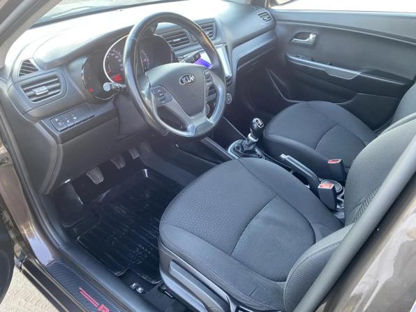 Kia Rio III Рестайлинг с пробегом 2016 года, цена 1 095 920 рублей, 71000 км, седан, Автокод Объявления