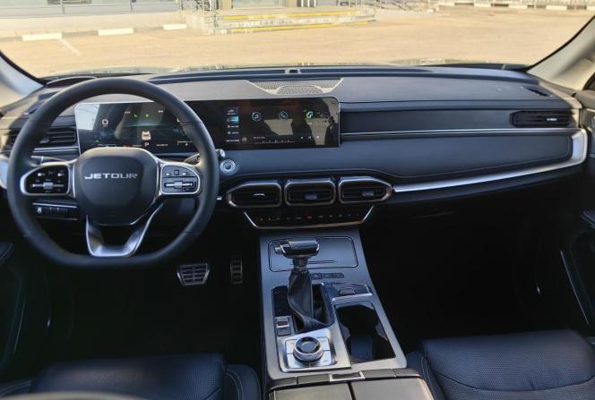 JETOUR X70+ I с пробегом 2023 года, цена 1 869 000 рублей, 48090 км, внедорожник, Автокод Объявления