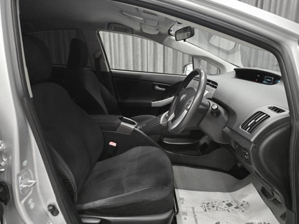 Toyota Prius III Рестайлинг (XW30) с пробегом 2012 года, цена 1 149 000 рублей, 158000 км, лифтбек, Автокод Объявления