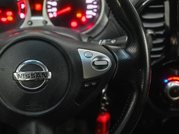 Nissan Juke I Рестайлинг с пробегом 2014 года, цена 1 029 000 рублей, 111916 км, внедорожник, Автокод Объявления