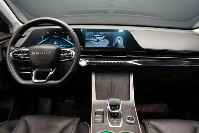 Omoda C5 I с пробегом 2023 года, цена 1 895 000 рублей, 32000 км, внедорожник, Автокод Объявления